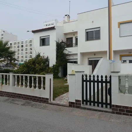 בית נופש A Nossa Casa *